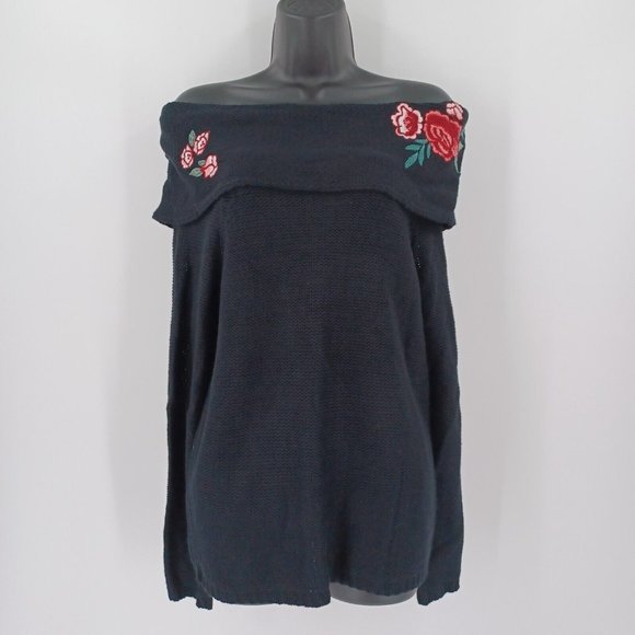 CLOUD CHASER Juniors Sz S Off-the-Shoulder Embroidered Floral Sweater Jet Black - Picture 3 of 16